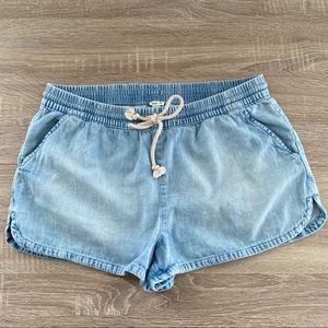 Aerie Chambray Short